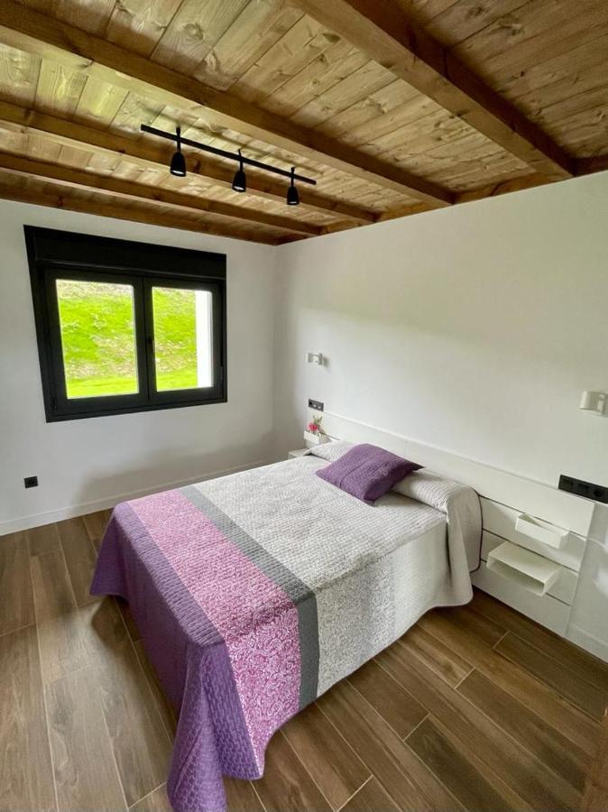 Apartamentos Los Manzanos Ribadesella Esterno foto